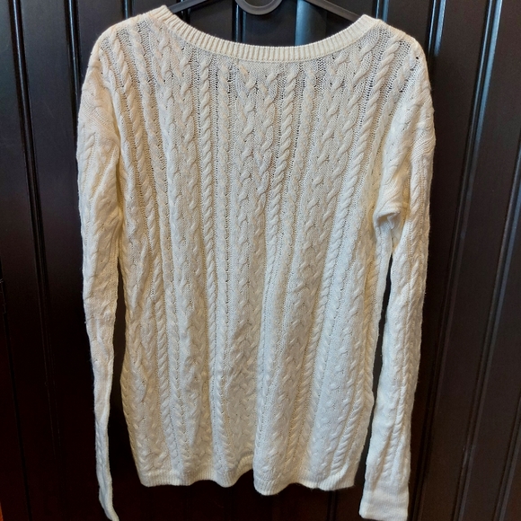 🌱 American Eagle Cable Knit Sweater - Picture 4 of 4
